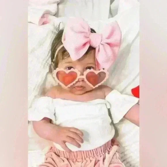 Bailey's Blossom White Flutter Sleeve Leotard Bodysuit Size 9-12 months - Picture 2 of 4